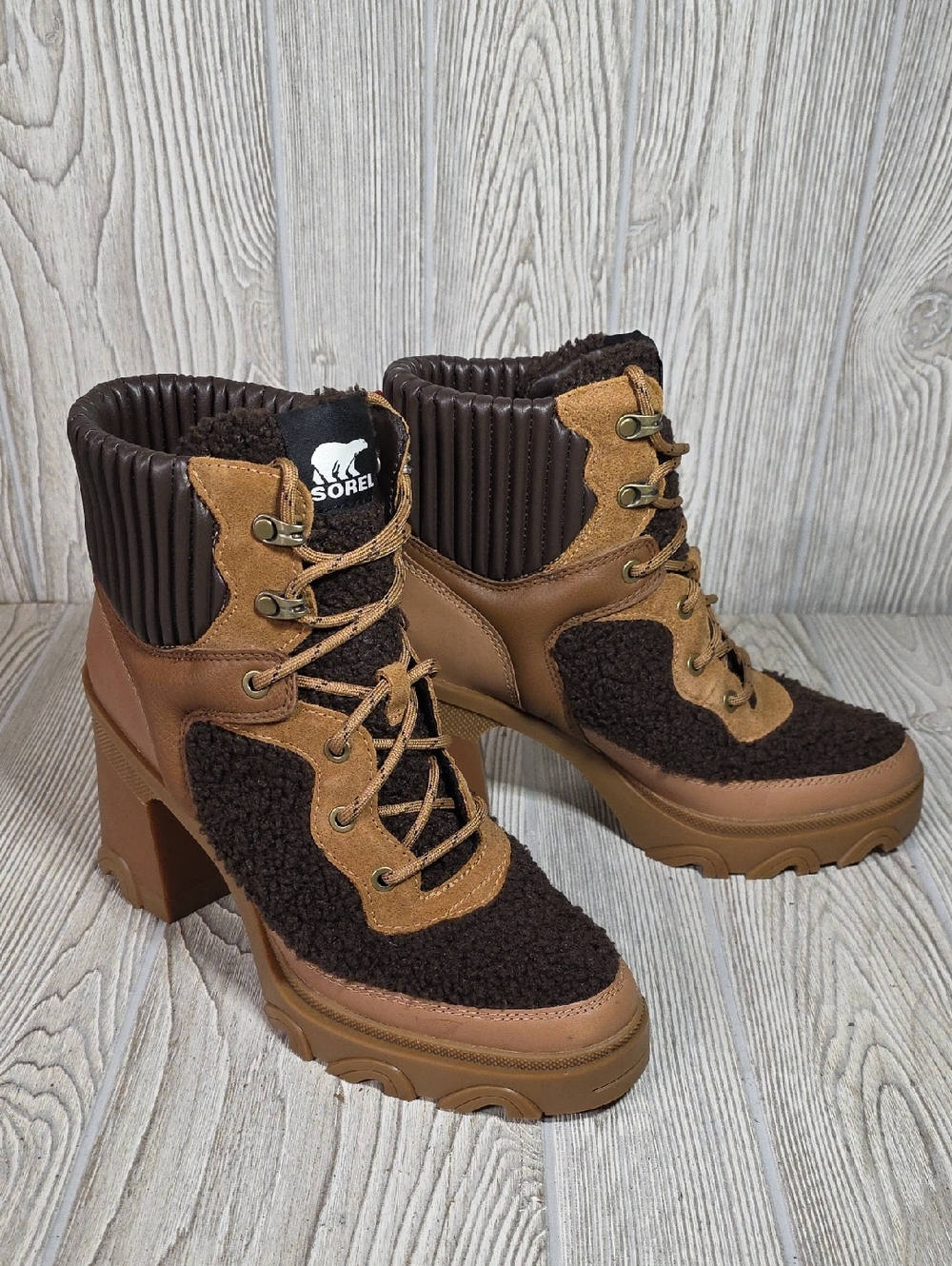 Sorel Brex Heel Cozy Lace Up Boots Womens Size 10